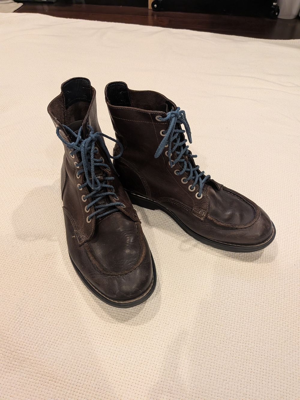 Timberland Brown Leather Moc-toe Boots with Blue Laces Mens 7.5